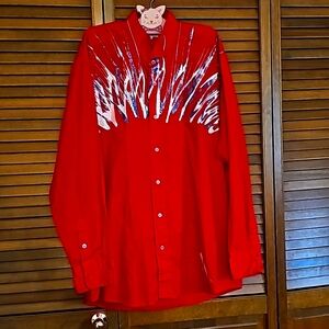 Broadway Tuxmakers abstract design red button down shirt not worn M 32-33